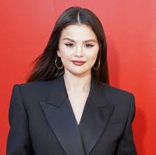 Selena Gomez Biography